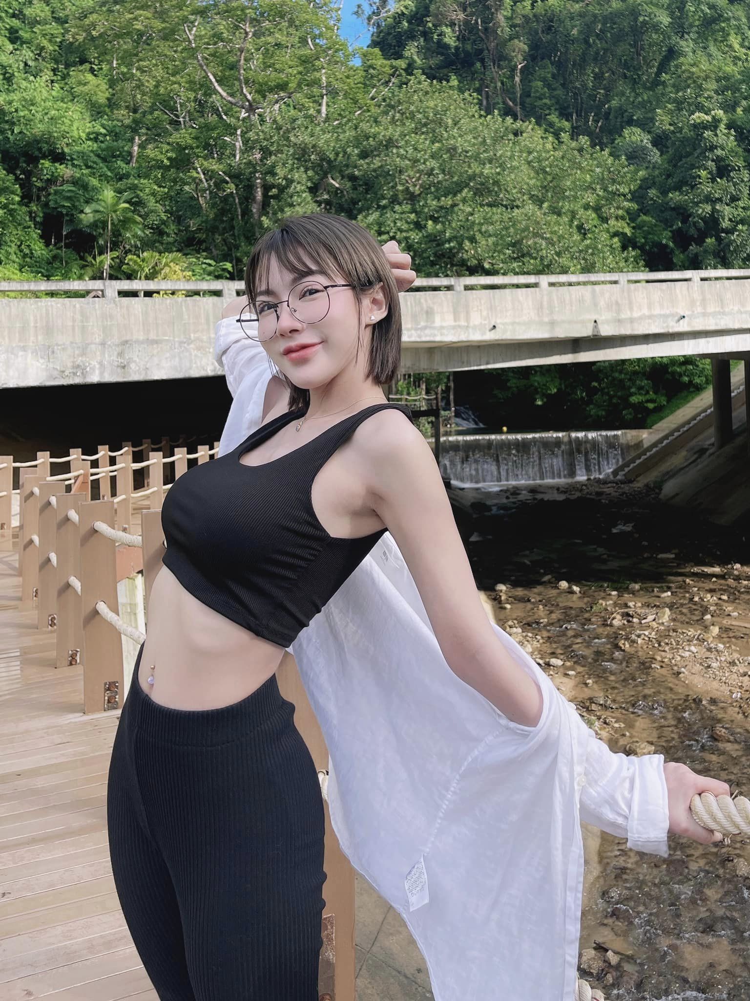 เปิดวาร์ป ฟางโกะ โอเค เน็ตไอดอลสุดเซ็กซี่ ผู้ซ่อนของดีไว้ใน Onlyfans 11